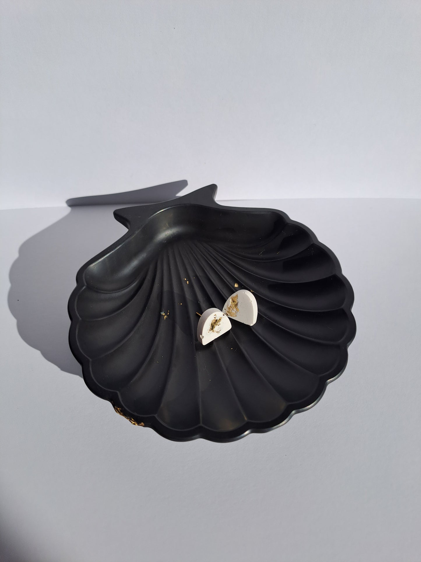 SHELL TRAY - BLACK